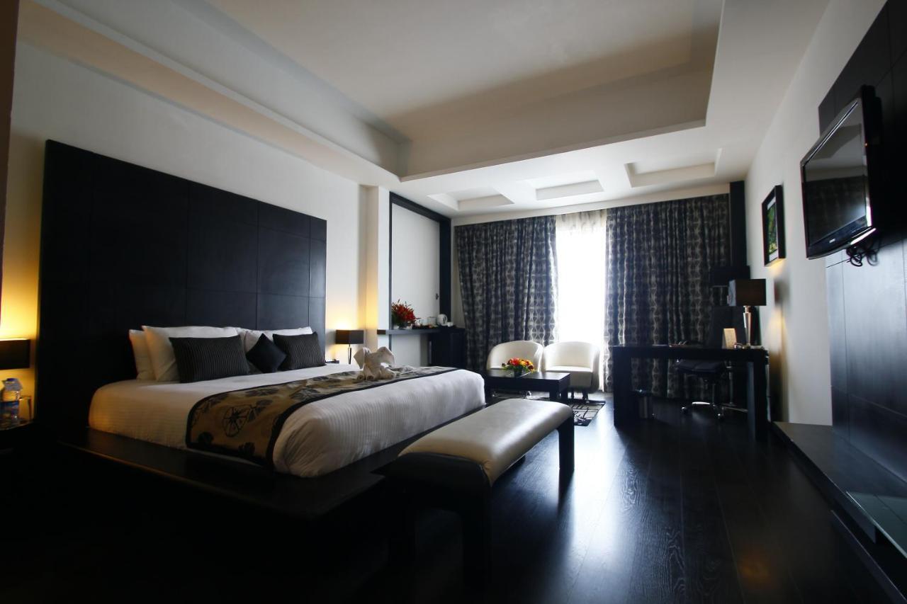 แกรนด์ เอสแทนเซีย Hotel ซาเลม ห้อง รูปภาพ
